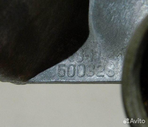 Корпус термостата Mitsubishi Carisma