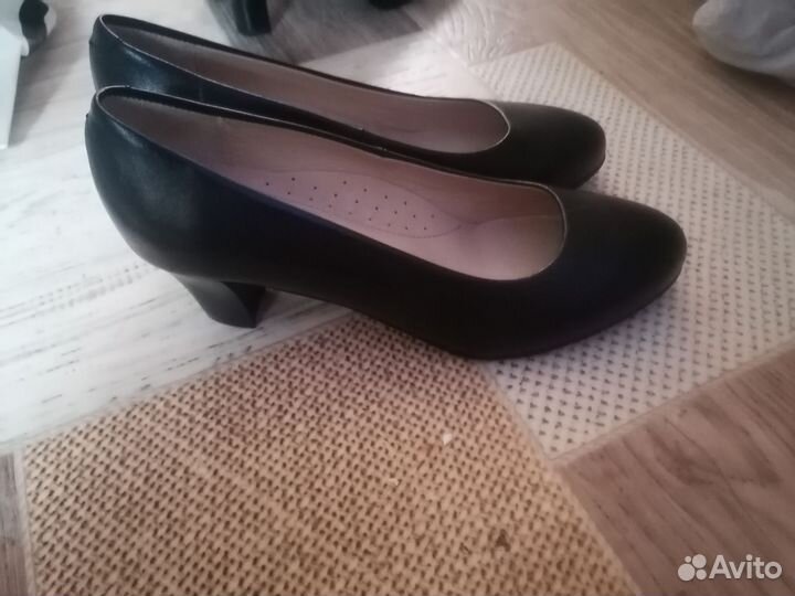 Продам туфли