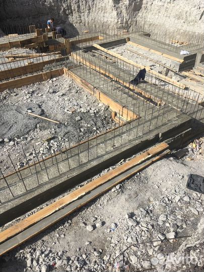 Рабочий на стройку