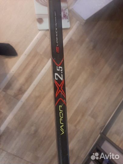 Клюшка хоккейная левый хват бауэр