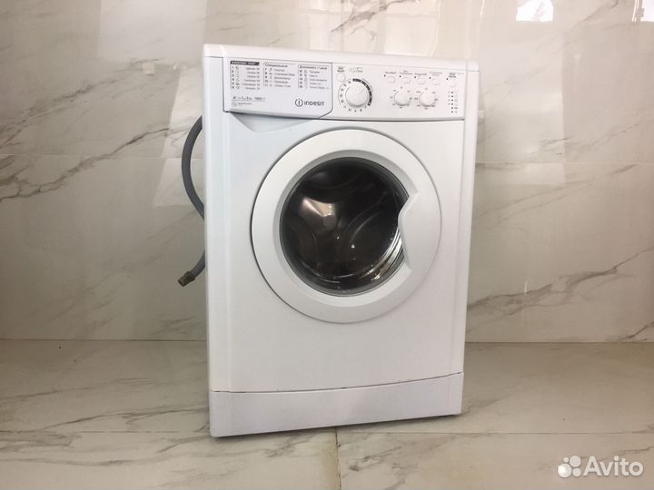 Стиральная машина бу Indesit ewuc4105