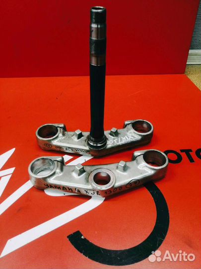 Нижняя траверса Yamaha XJR1300 98-03