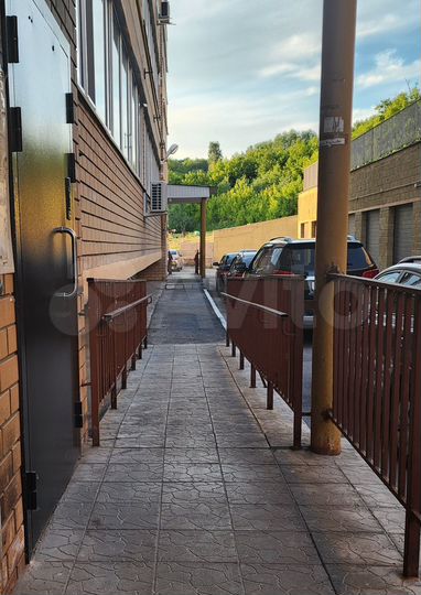 3-к. квартира, 98 м², 4/4 эт.