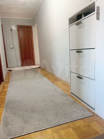 4-к. квартира, 77 м², 4/9 эт.