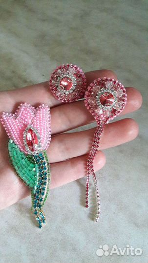 Серьги и брошь, резинки, брелки ручная работа