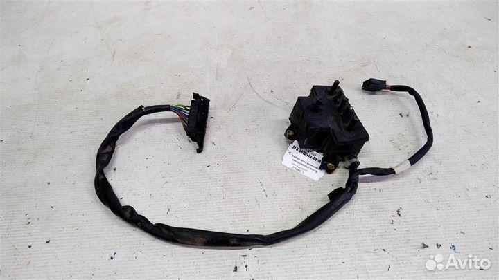 Эбу сиденьем передним левым saab 9000 Aero