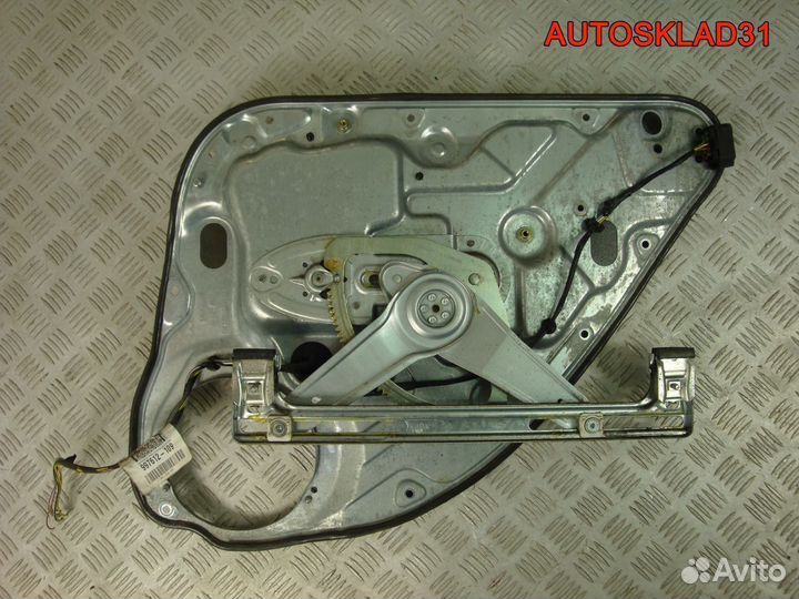 Стеклоподъемник задний левый механ. Ford Focus 2