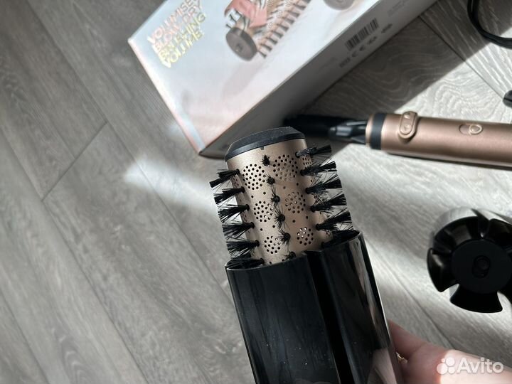 Фен-щетка Babyliss