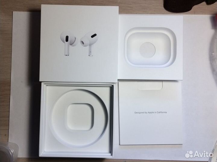 Коробка от airpods pro