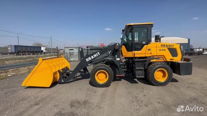 Фронтальный погрузчик Granit 930, 2023