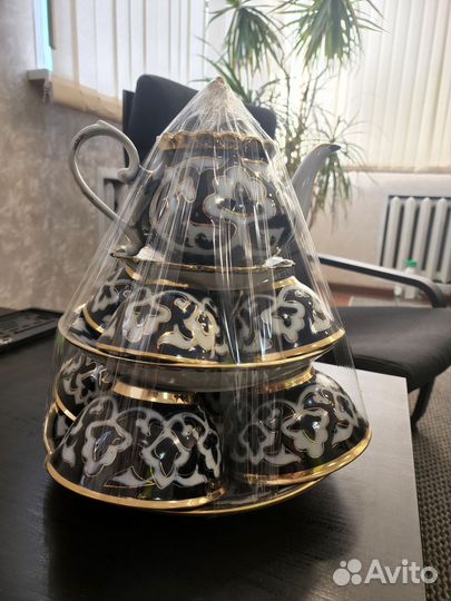 Столовый сервиз новый