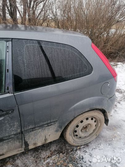 Крыло заднее б/у Ford Fiesta mk5 купе