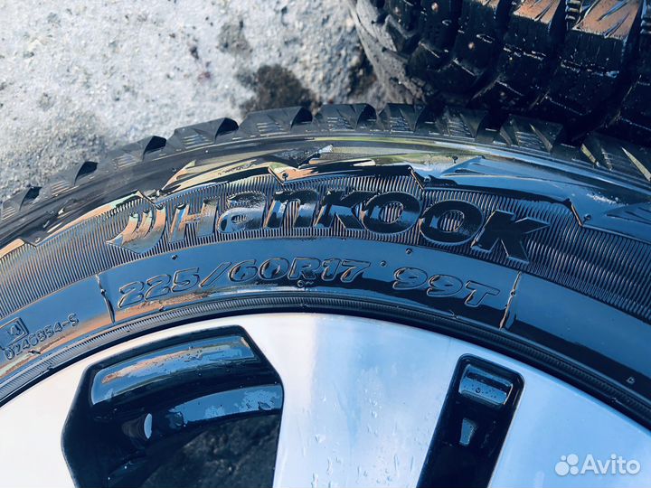 R17 Hankook I'Pike RW11 225/60, PCD 5x114.3 DIA 67.1