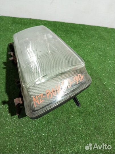 Фара галогеновая левая Mazda Bongo