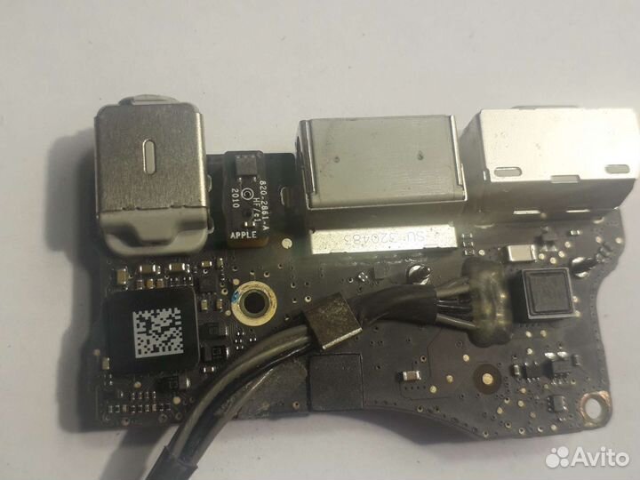 Плата питания от Macbook Air a1369 с шлейфом