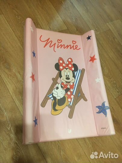 Пеленальная доска (столик) с бортиками