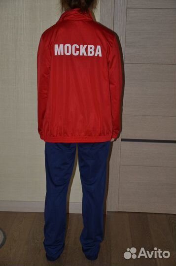 Спортивный костюм