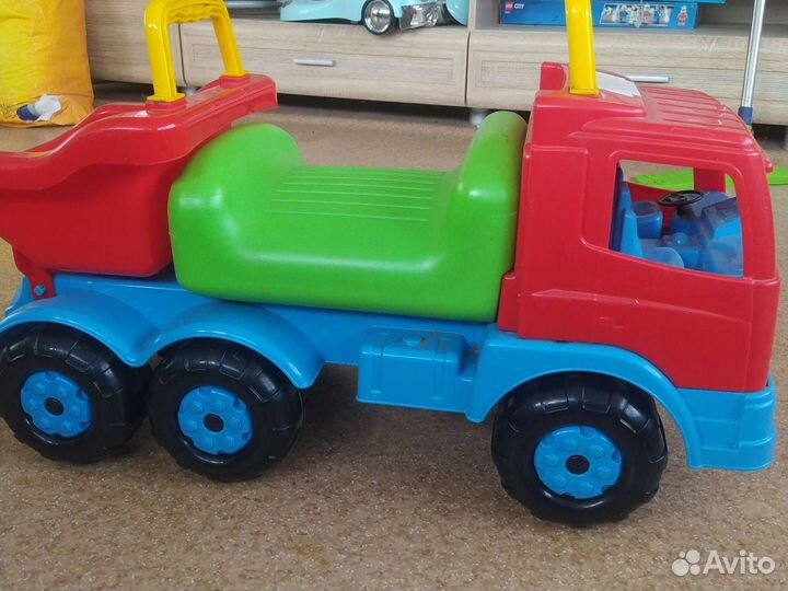 Детская машинка каталка