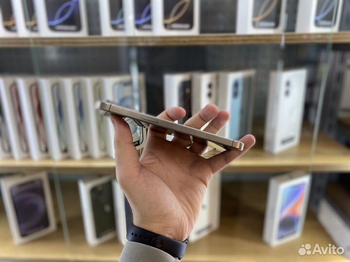 iPhone 15 Pro Max, 256 ГБ