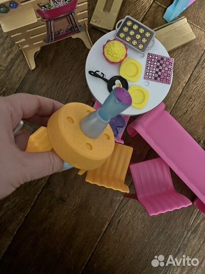 Домик кукольный для барби «Малибу» + мебель икеа