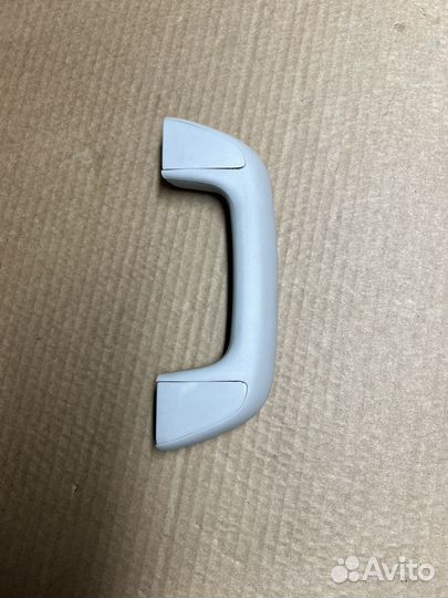 Ручки передних стойки потолка Toyota Hilux 8