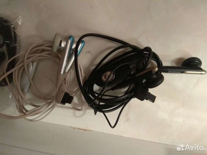 Гарнитуры и наушники