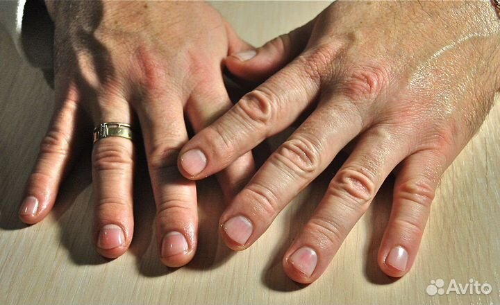 Мужской маникюр и педикюр