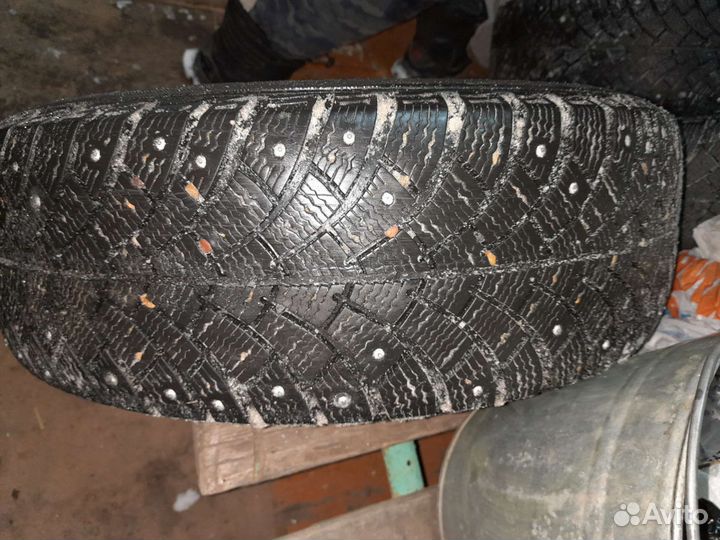 Bfgoodrich G-Force Stud 215/65 R16 102Q