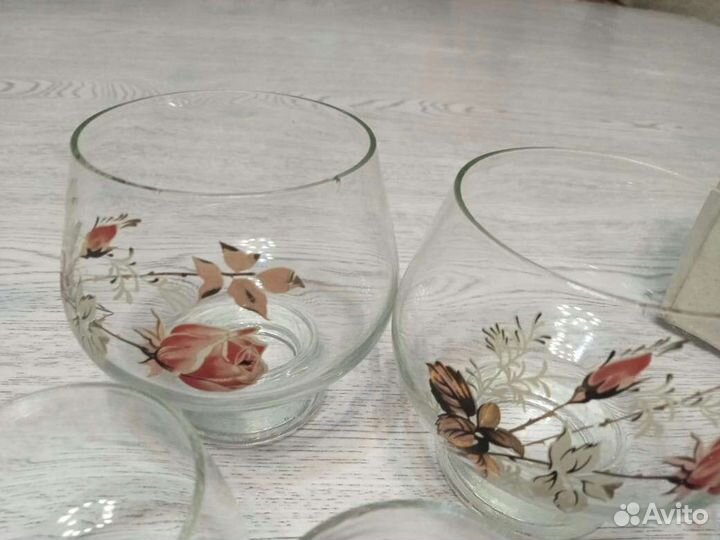 Набор стаканчиков и рюмок