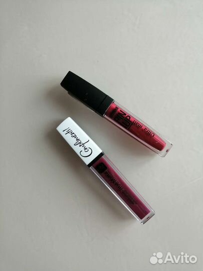 Блеск для губ матовый