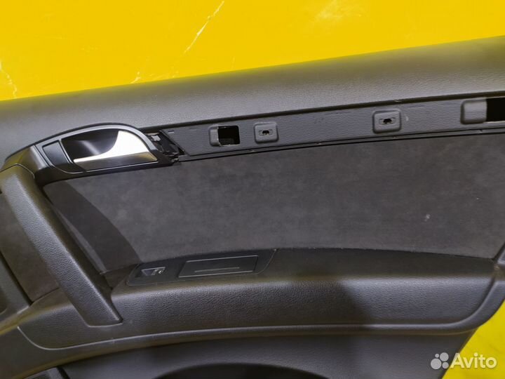 Обшивка двери задней правой Audi Q7 4L 2005-2015