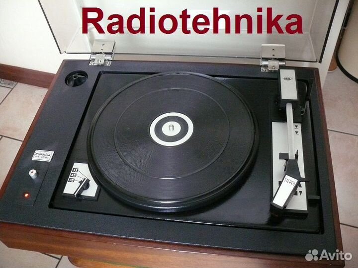 Проигрыватель пластинок СССР