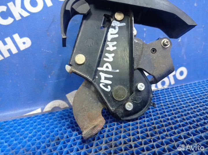 Ручник Toyota Sprinter седан 5A-FE 1992