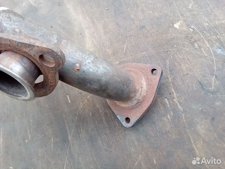Выпускной коллектор правый под ремонт 2uz toyota