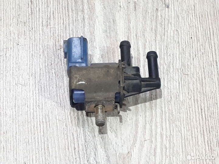 Клапан вакуумный Nissan almera classic B10