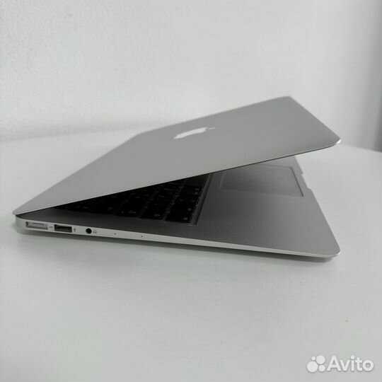 МАКБУК оригинал Macbook air 13