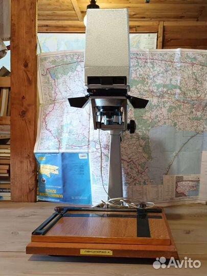 Фотоувеличитель Ленинград 4