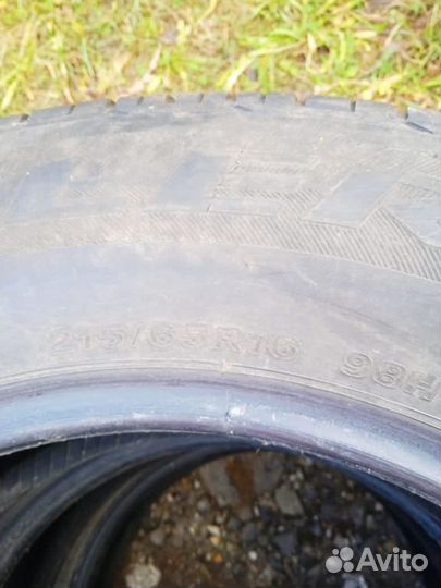 Bridgestone Dueler H/P 215/65 R16