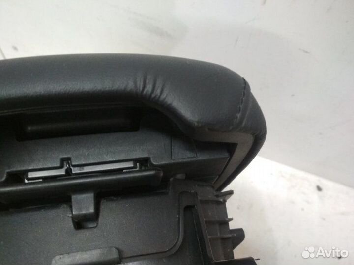 Подлокотник передний Toyota Rav4 40 2013-2016