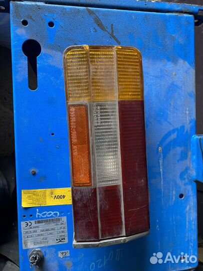 Оригинальный фонарь ваз 2106 правый