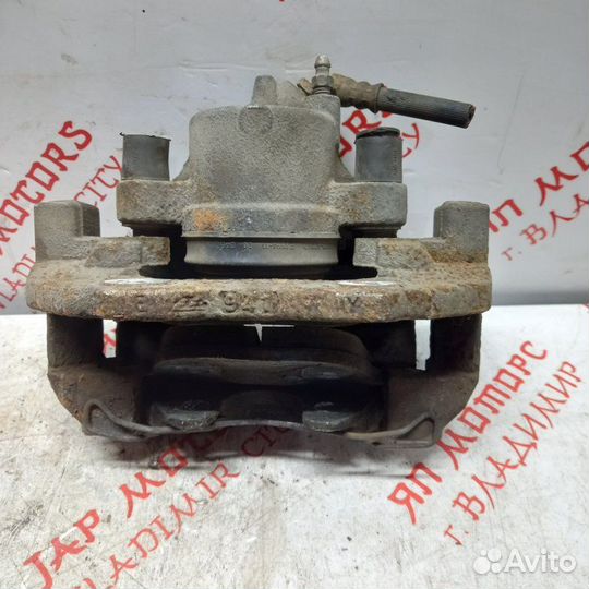 Суппорт тормозной передний правый Mazda 3 BK