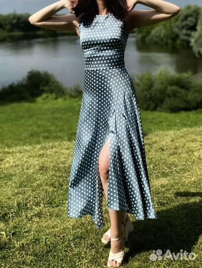 Платье атласное