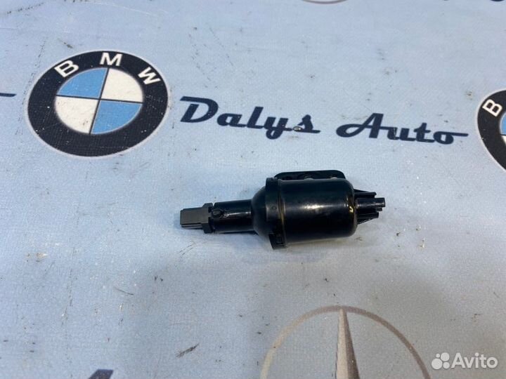 Подсветка двери Bmw 745Li E66 N62B44 2002