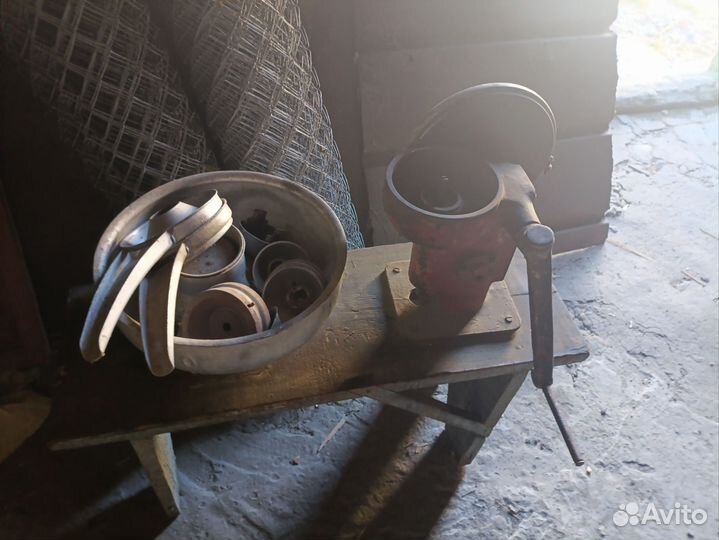 Сепаратор для молока СССР