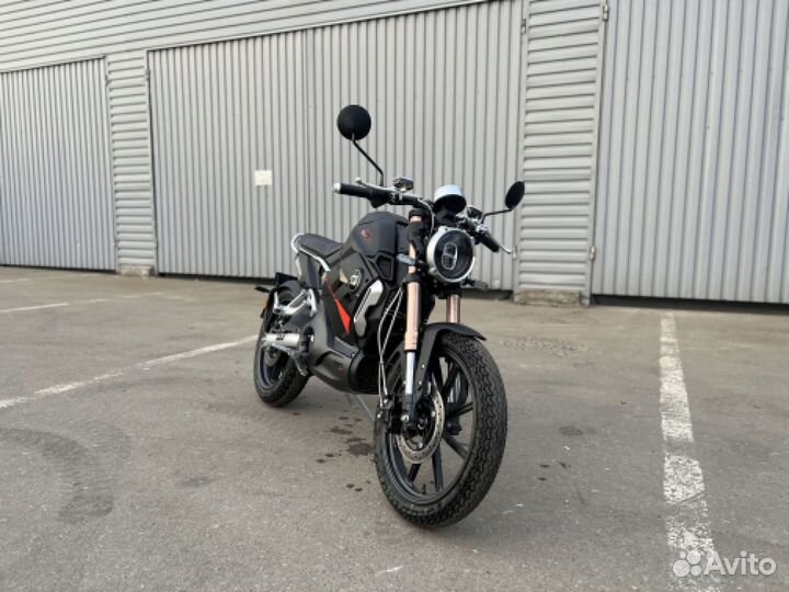 Электромотоцикл Super Soco TC Max