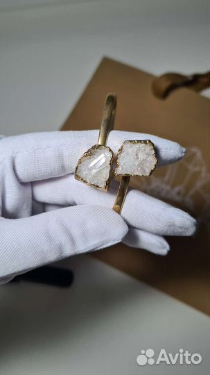 Браслет с кварцем (горный хрусталь)