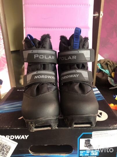 Лыжные ботинки