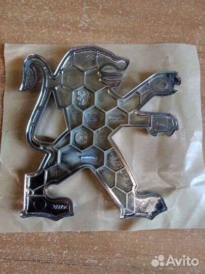 Эмблема задняя Peugeot 607 1999 - 2010