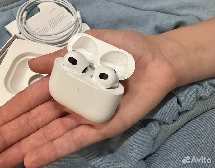 AirPods 3 как новые. С чеком