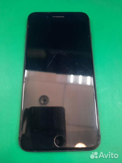 iPhone 8 Plus, 64 ГБ
